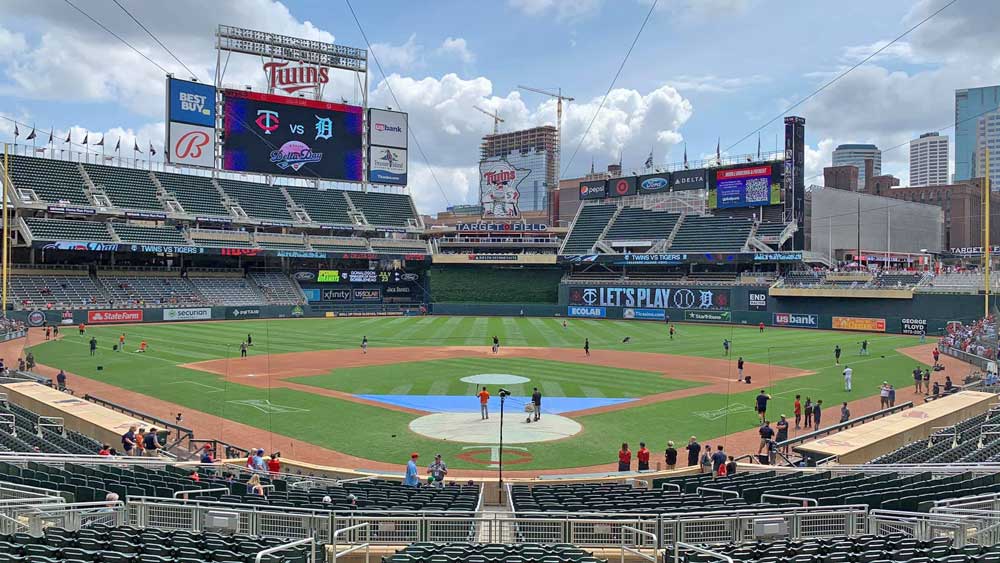 Twins Stadium